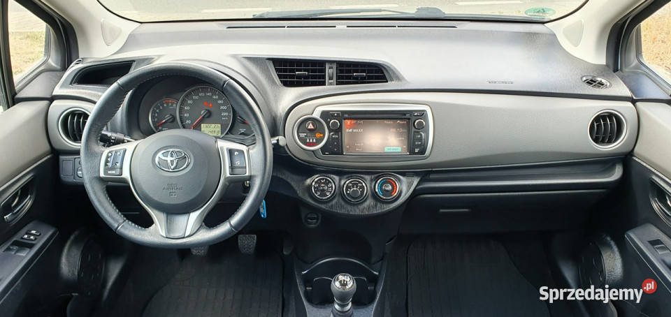 Toyota Yaris Kamera cofania6 ABS Przyszowice