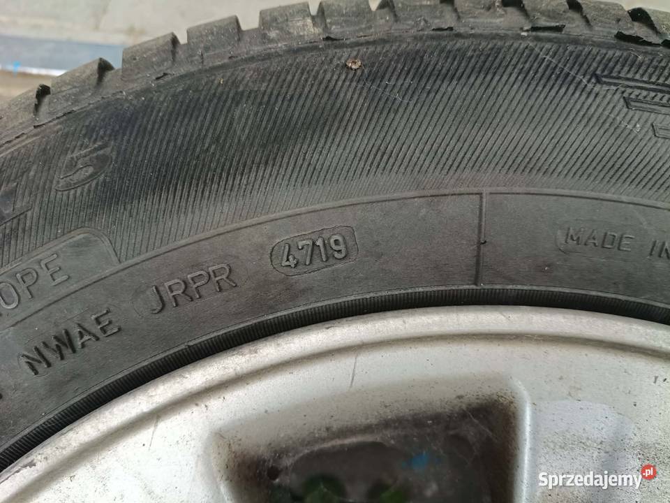 Opony z felgami Średnica 15" Nasutów