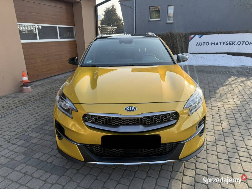 Kia XCeed Rezerwacja asystent pasa ruchu Orzech