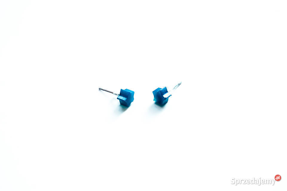 Kolczyki gwiazdki granatowe sztyfty z żywicy Warszawa sprzedam