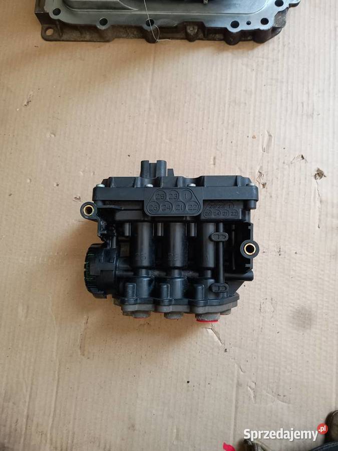 Volvo FH 4 zawór modulator ECAS K028090N07 świętokrzyskie Staszów