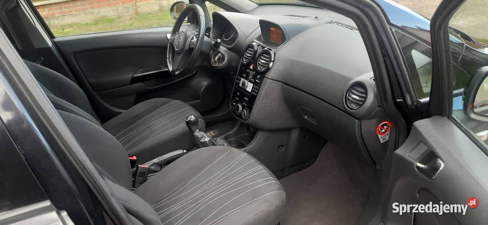 Opel Corsa D 2010r 12 BenzynaBogata wersja elektryczne szyby Radom