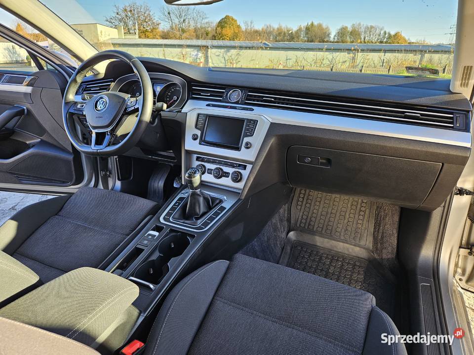 Volkswagen Passat 20 TDI Comfortline nie wymaga Samochody osobowe Gdańsk