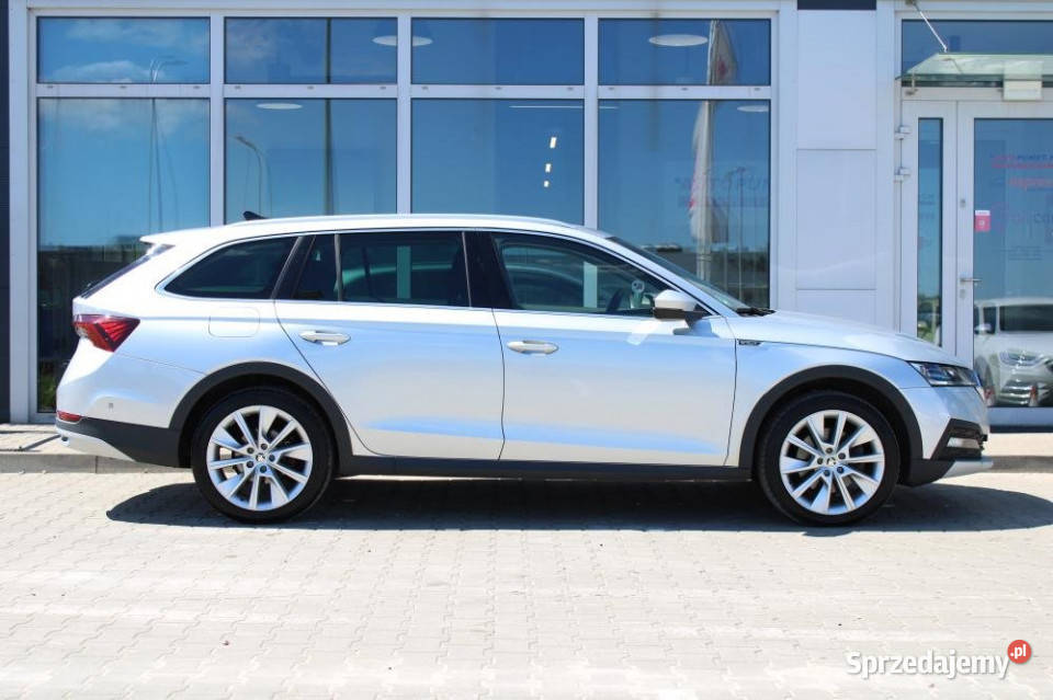 Skoda Octavia 2022r Hak Canton VC Kamera LED Rok produkcji 2022 pomorskie Gdańsk