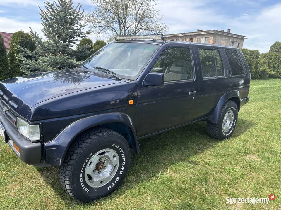 Nissan Terrano 1 30 benzyna v6 małopolskie Dobczyce