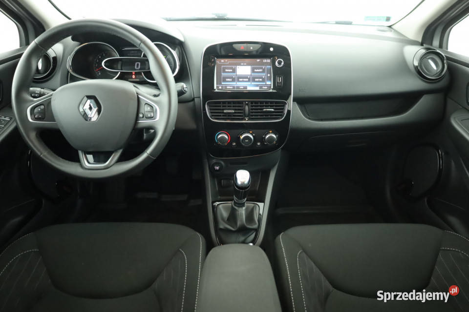 Renault Clio 12 TCe mazowieckie