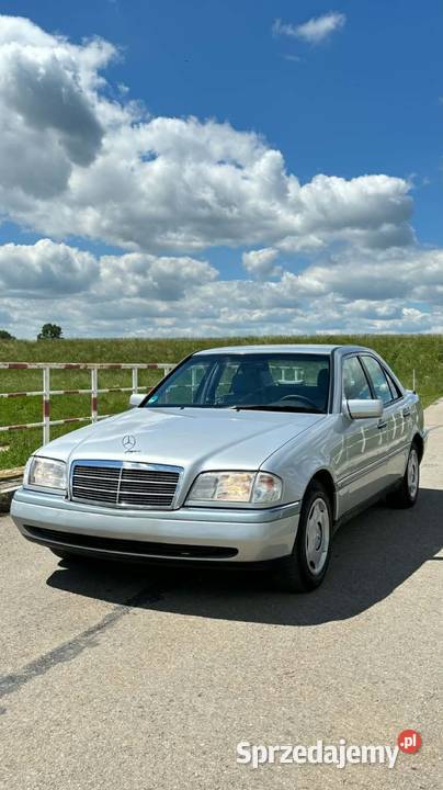 Mercedes stan idealny Ruszcza
