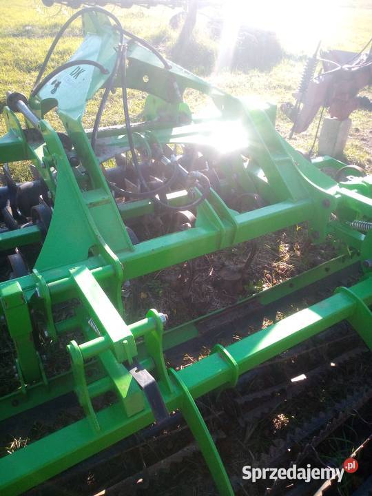 Ciężki agregat uprawowy Mamut 27