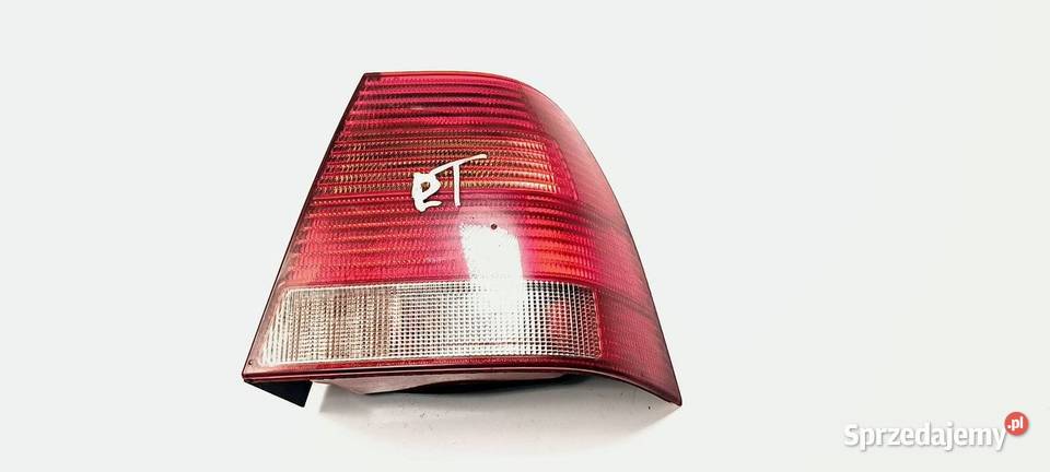 LAMPA PRAWA TYŁ VOLKSWAGEN BORA osobowe Pozostałe Lipno