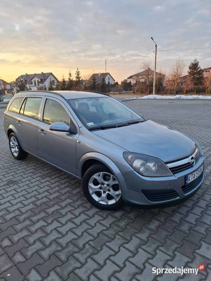 Opel Astra 16 benzynaklimatyzacjaniski przebieg aluminiowe felgi Opel Dębica sprzedam