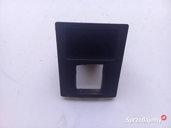 SCHOWEK MAŁY TUNELU 5892542020 TOYOTA RAV4 III osobowe