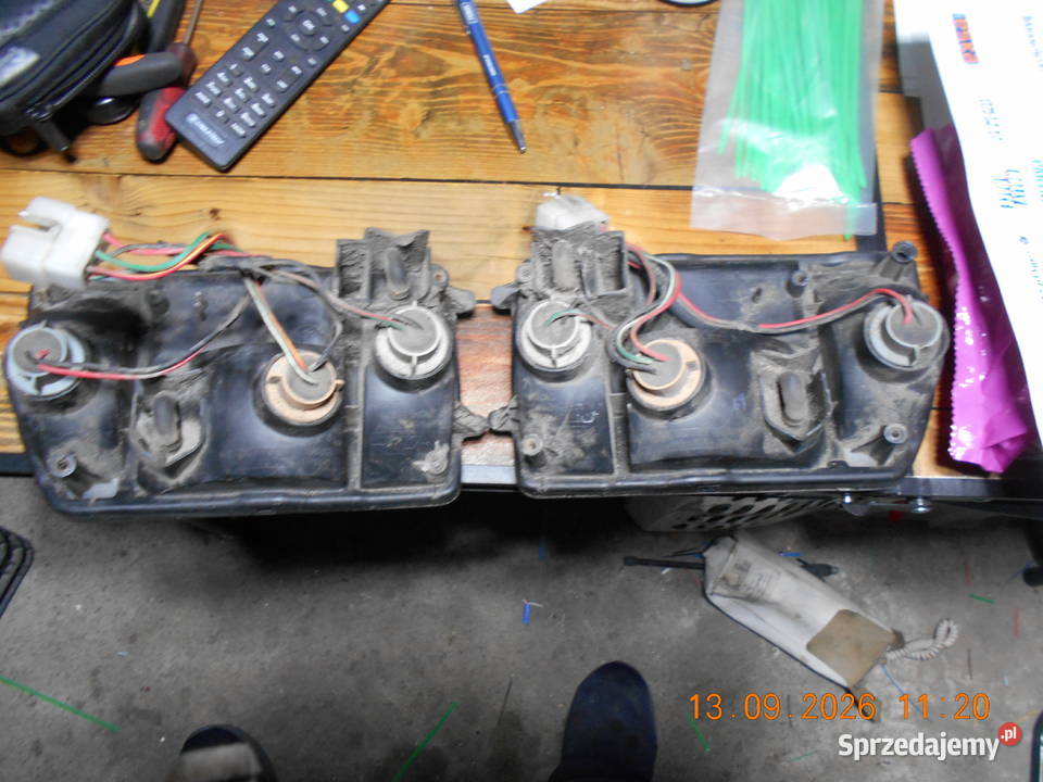 Suzuki wagon r tylnie lampy