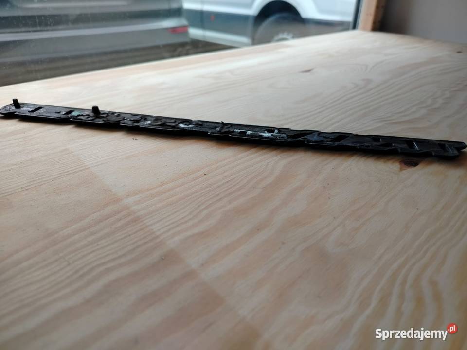 Emblemat klapy tylnej Transporter T3 251853689D Ruda Śląska