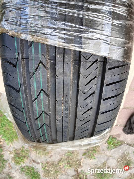 Opony wielosezonowe 225 55 R 16 z 2020 r 2 Opony podkarpackie sprzedam