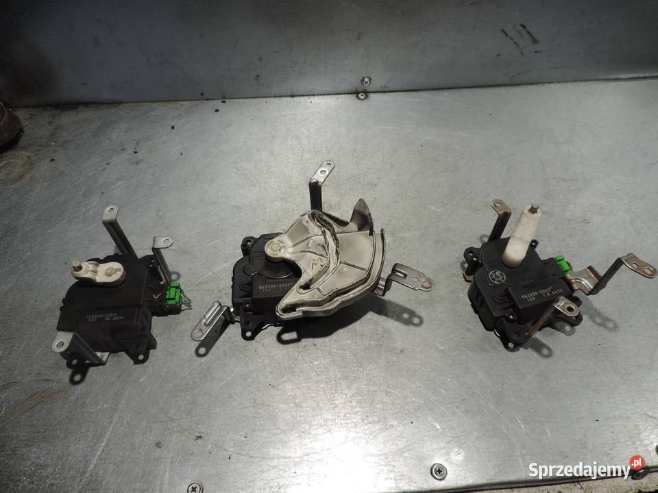 SILNICZEK NAGRZEWNICY 0638000030 Subaru Legacy Motoryzacja