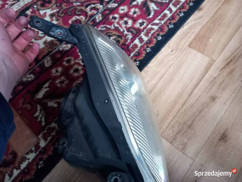 Przednia lampa lewa suzuki ignis 2