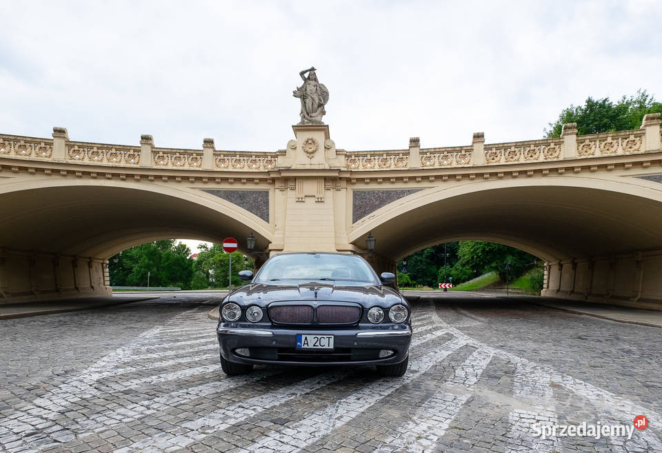 Jaguar XJR X350 z 2005 r W doskonałym stanie z Warszawa