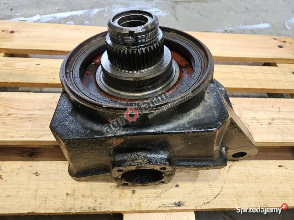 Zwrotnica RH Massey ferguson 8250 8260 dolnośląskie Byków