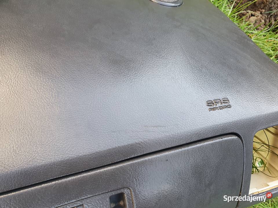 Deska rozdzielcza konsola air bag Kia Carnival I Rok produkcji 2002