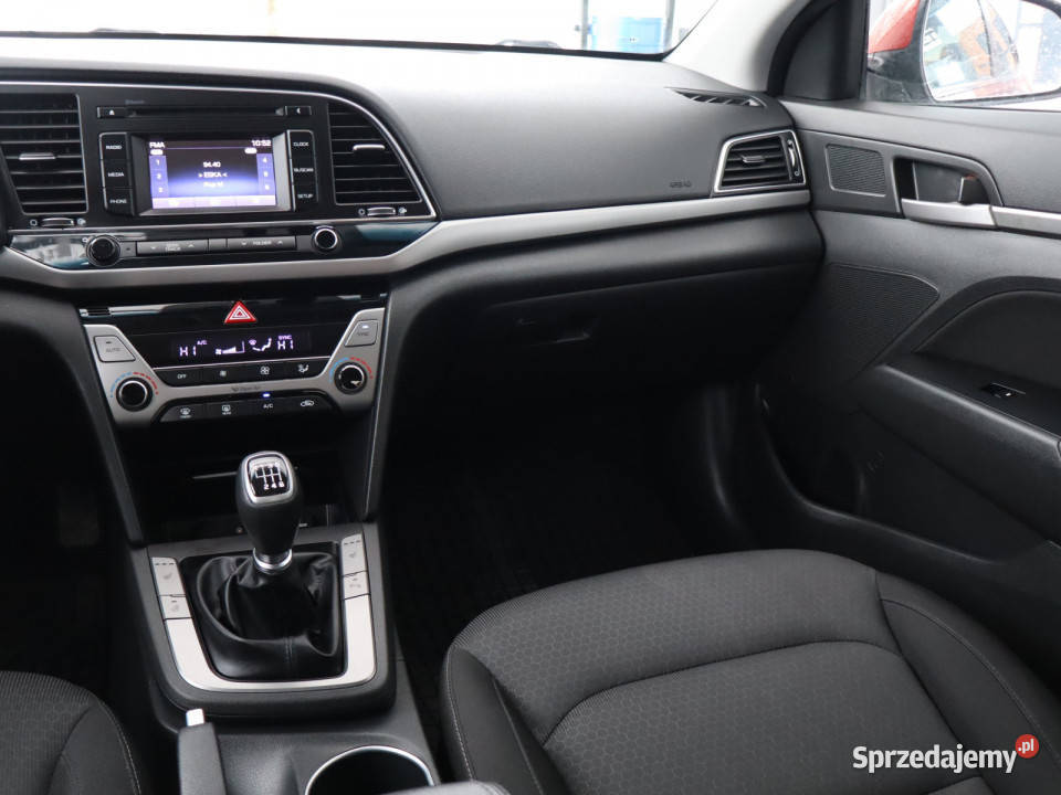 Hyundai Elantra 16 CVVT Rok produkcji 2017 Piaseczno