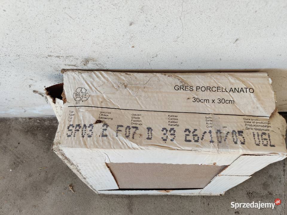 Płytki gresowe szare 17m2 Bęczarka