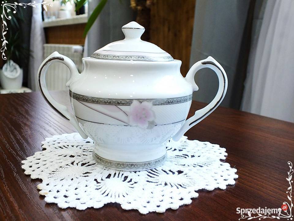 Cukierniczka Feniks Cukiernica Porcelanowa Biała Porcelana i szkło lubuskie Żary sprzedam