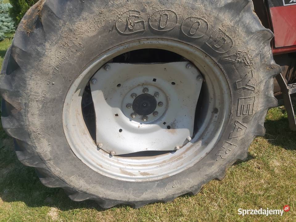 Case 795 XL z turem Mailleux