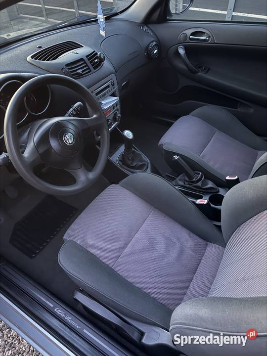 Alfa Romeo 147 79000 garażowany