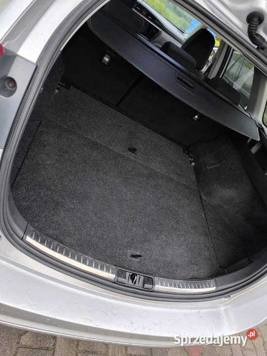 Toyota Auris 2 TS E18 16 132 2017r Dynamic Salon Kombi sprzedam