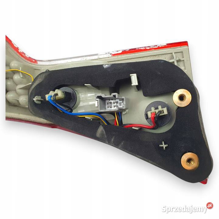 LAMPA LEWA Volvo V70 III XC70 20072013 tylna Chełm sprzedam