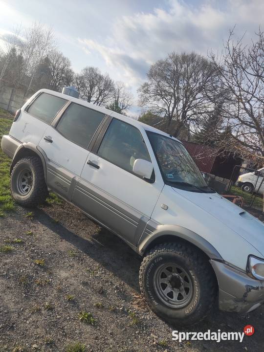 Nissan Terrano lubelskie Lubycza Królewska sprzedam