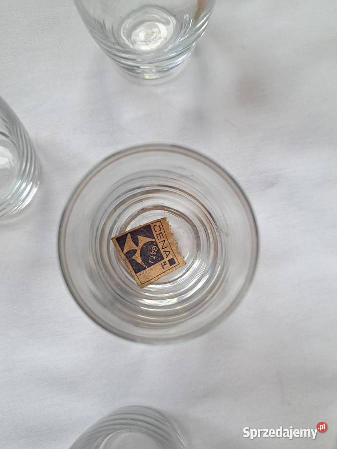 Kieliszki PRL małe 9 sztuk