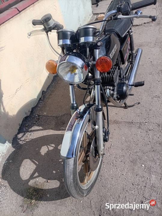 Suzuki gt 125 gold label