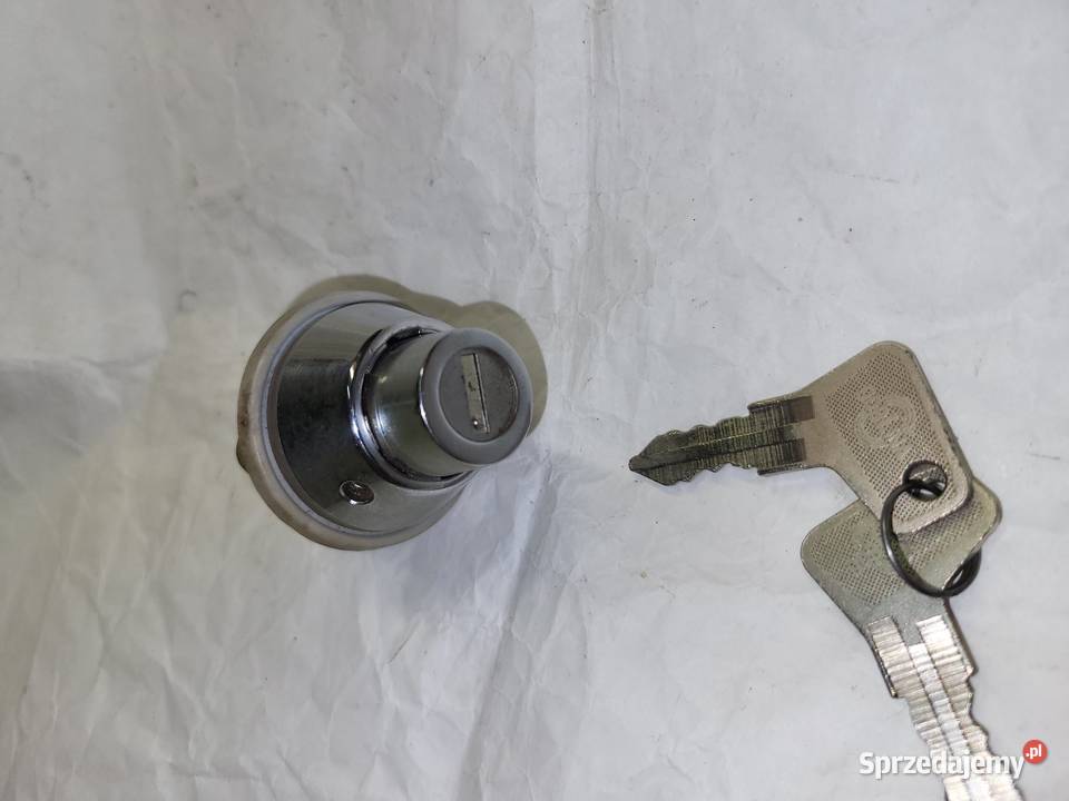 Wartburg 353 13 Nowy zamek klapy bagażnika 2 Piaseczno sprzedam