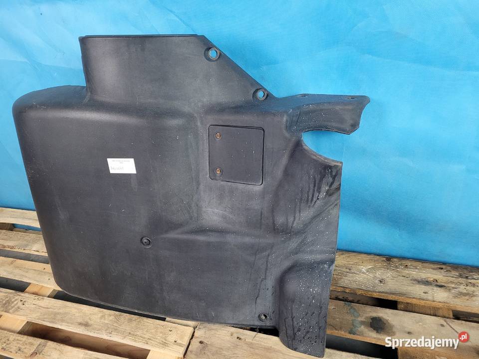 CASE IH PUMA 145 12r OBUDOWA TŁUMIKA WYDECHOWEGO