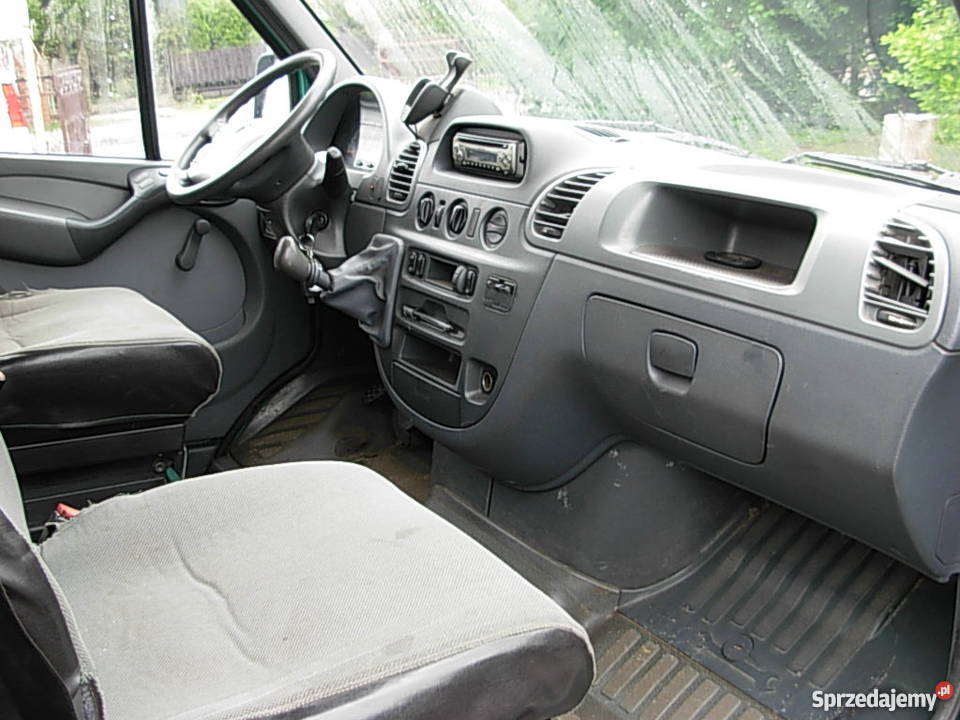 MERCEDES SPRINTER 413 CDI MAXI 6 OSOBOWY KLIMA Napęd tylna oś śląskie Częstochowa