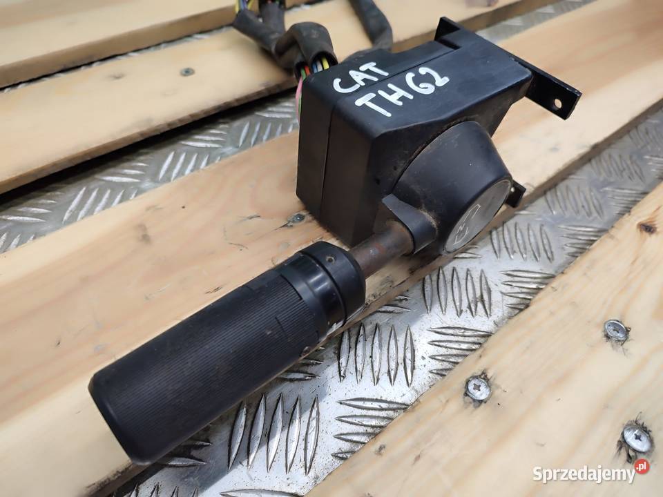 Przełącznik 8C53336 9938 Rewers CAT TH 62 Pozostałe Wilkowo sprzedam