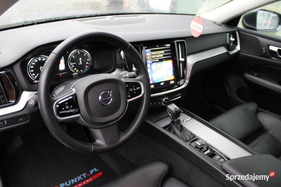 Volvo V60 2019r Carplay Skóra LED Tempomat FV23 150KM Kraków