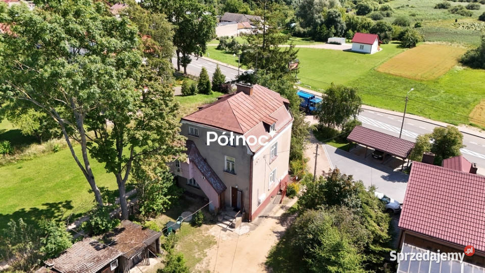 Zabytkowa kamienica w Rajgrodzie nieopodal Rok budowy 1926 Rajgród