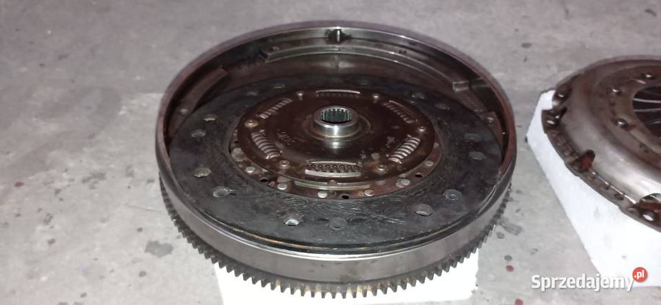 Zestaw sprzęgieł dwumas VW passat B5 19 130 Hrubieszów