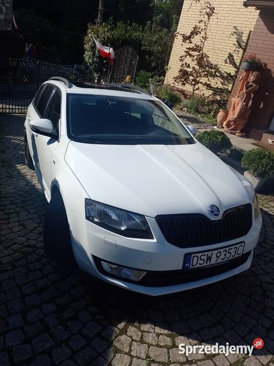 Skoda Octavia kombi 14 150 99980 hak szyber dach Octavia Świebodzice