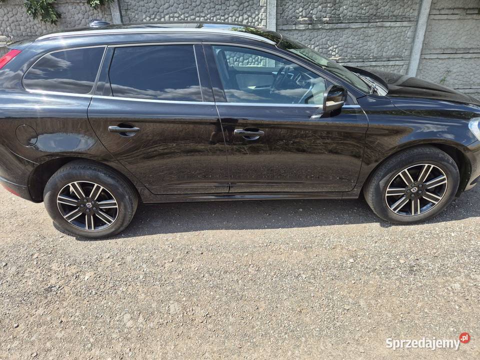 Volvo XC60 20 150 diesel 2017r Samochody osobowe Leszno