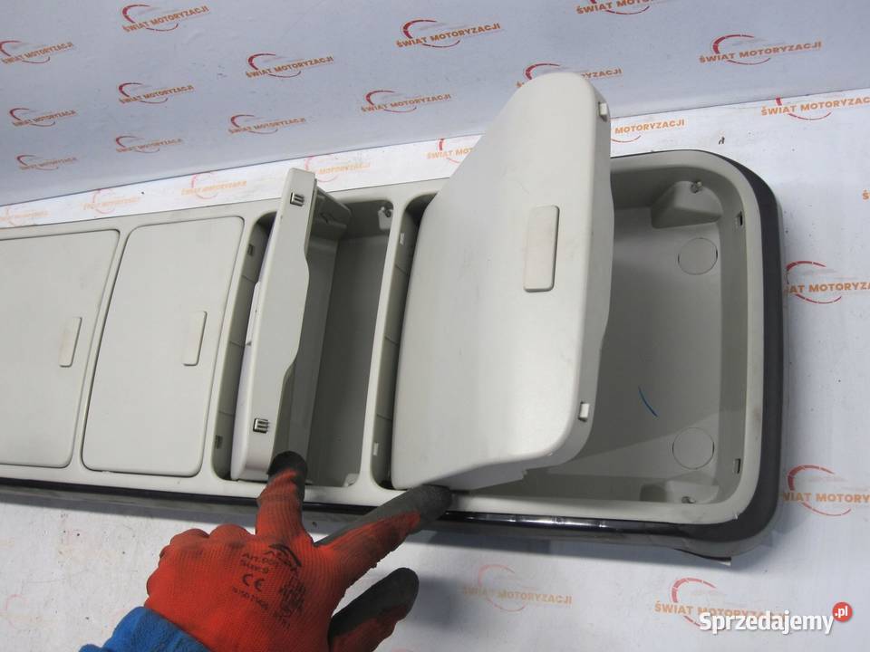 VW GOLF V PLUS 07r lampka podsufitki schowki osobowe Kielce