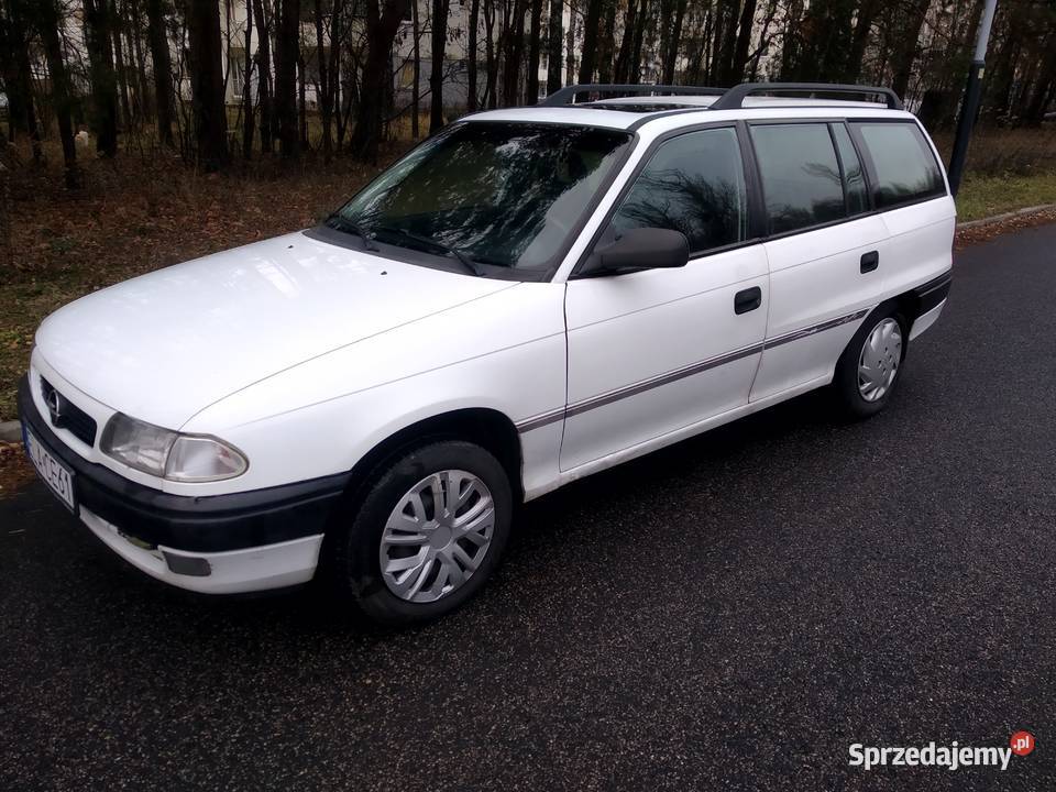 Opel Astra F 14 8v Gaz Lpg Wspomaganie Kombi Astra Łódź sprzedam