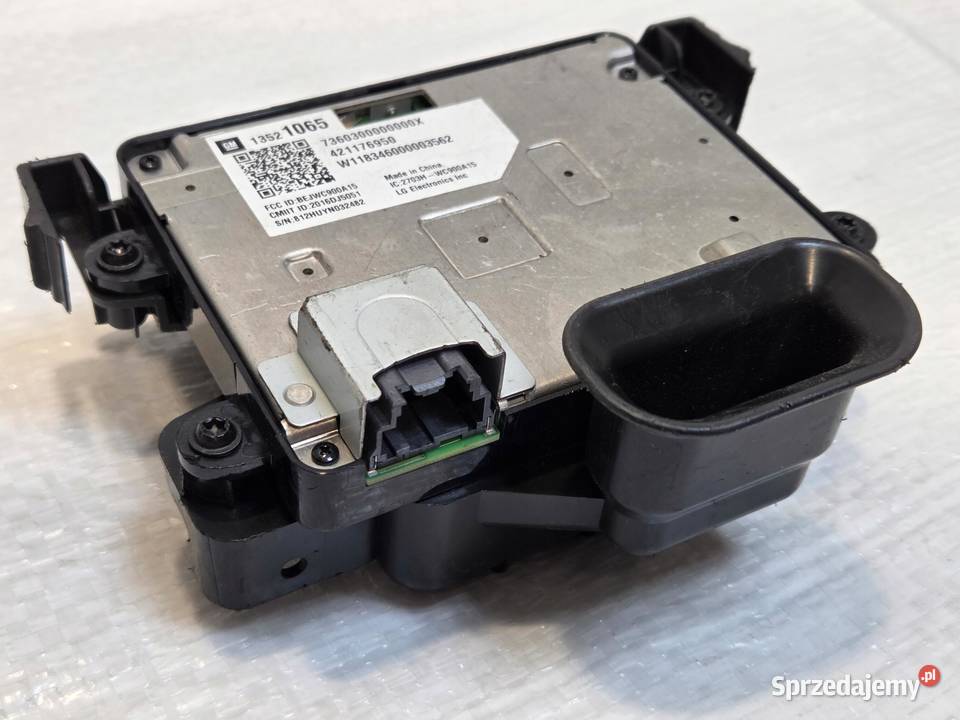 Opel INSIGNIA B MODUŁ STEROWNIK ŁADOWARKA Ładowarki samochodowe sprzedam