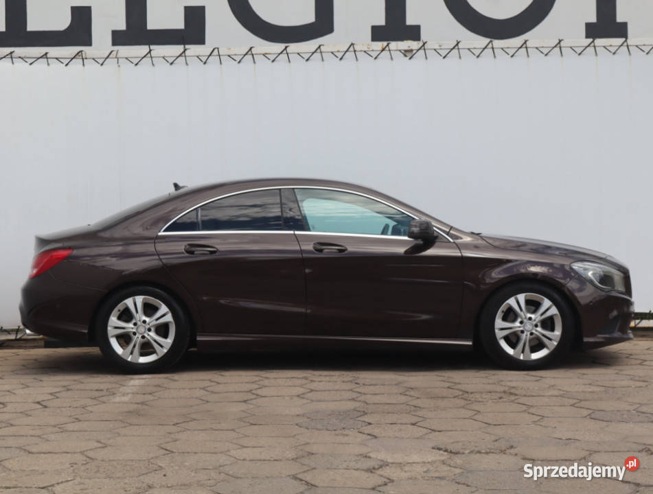 Mercedes CLA 200 wielofunkcyjna kierownica Łódź