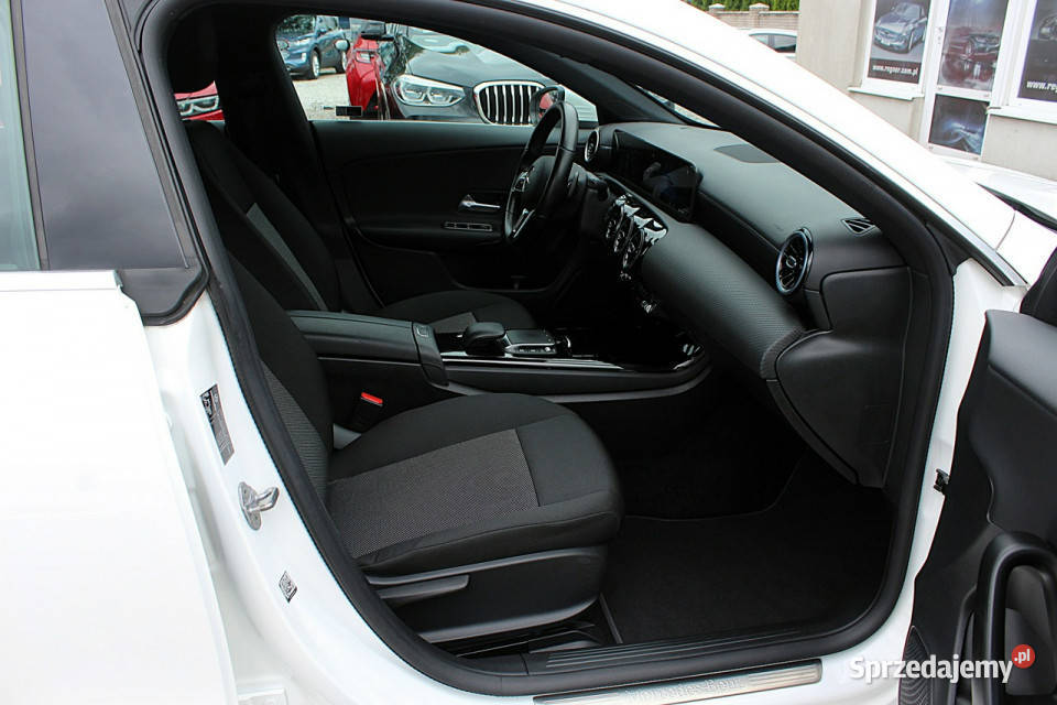 Mercedes CLA 180 SalonPL FV23 Nawigacja LED elektrochrom. lusterko wst. Sokołów