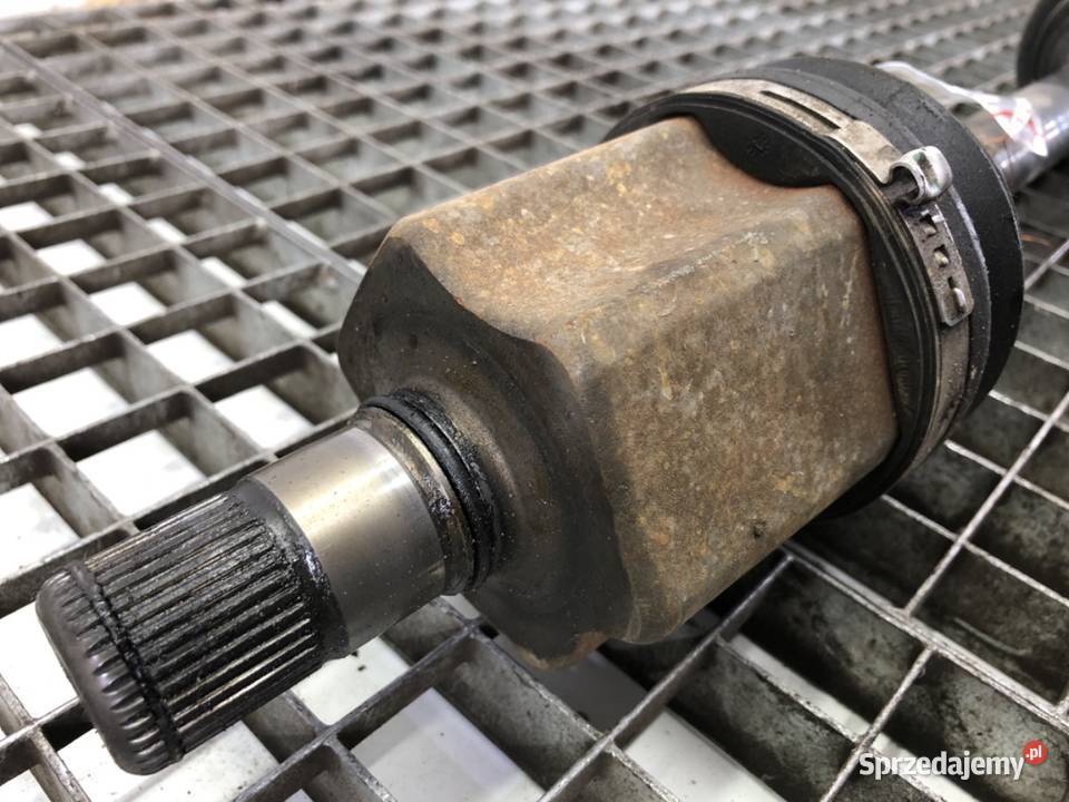 PÓŁOŚ LEWY PRZÓD AUDI TT 8S 25 400 PRZEGUB osobowe Półosie podkarpackie