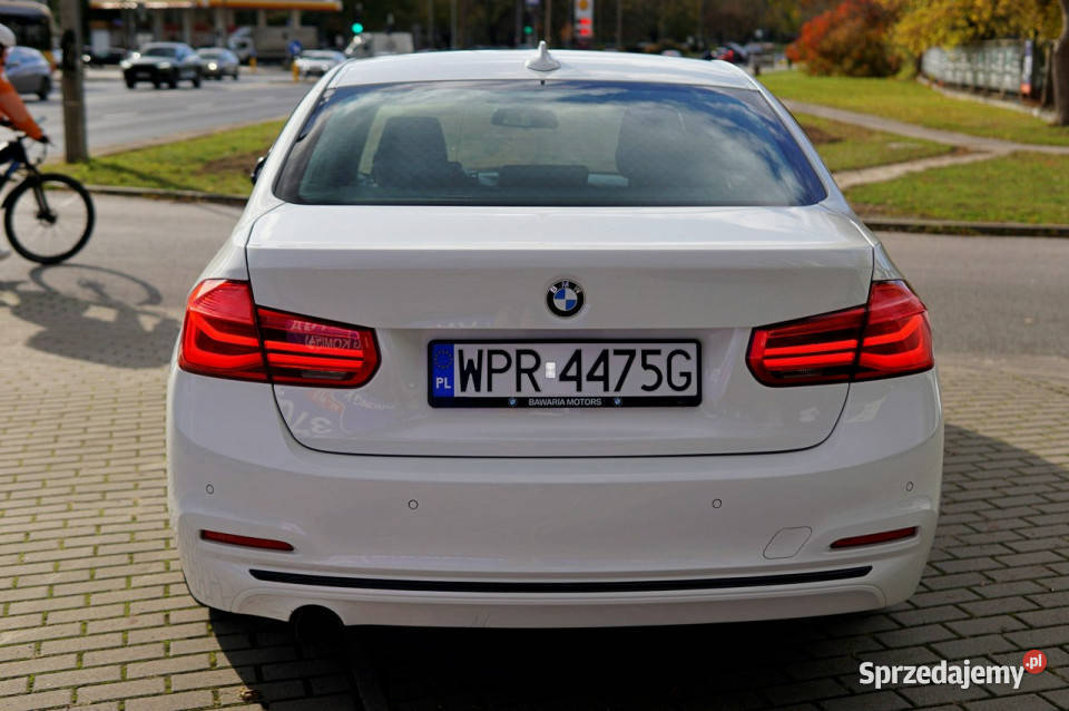 BMW 318 salon Polska super stan Sport Line Warszawa