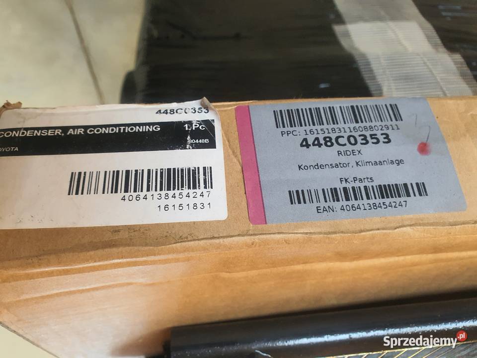 Skraplacz klimatyzacji toyota Avensis Chojnów